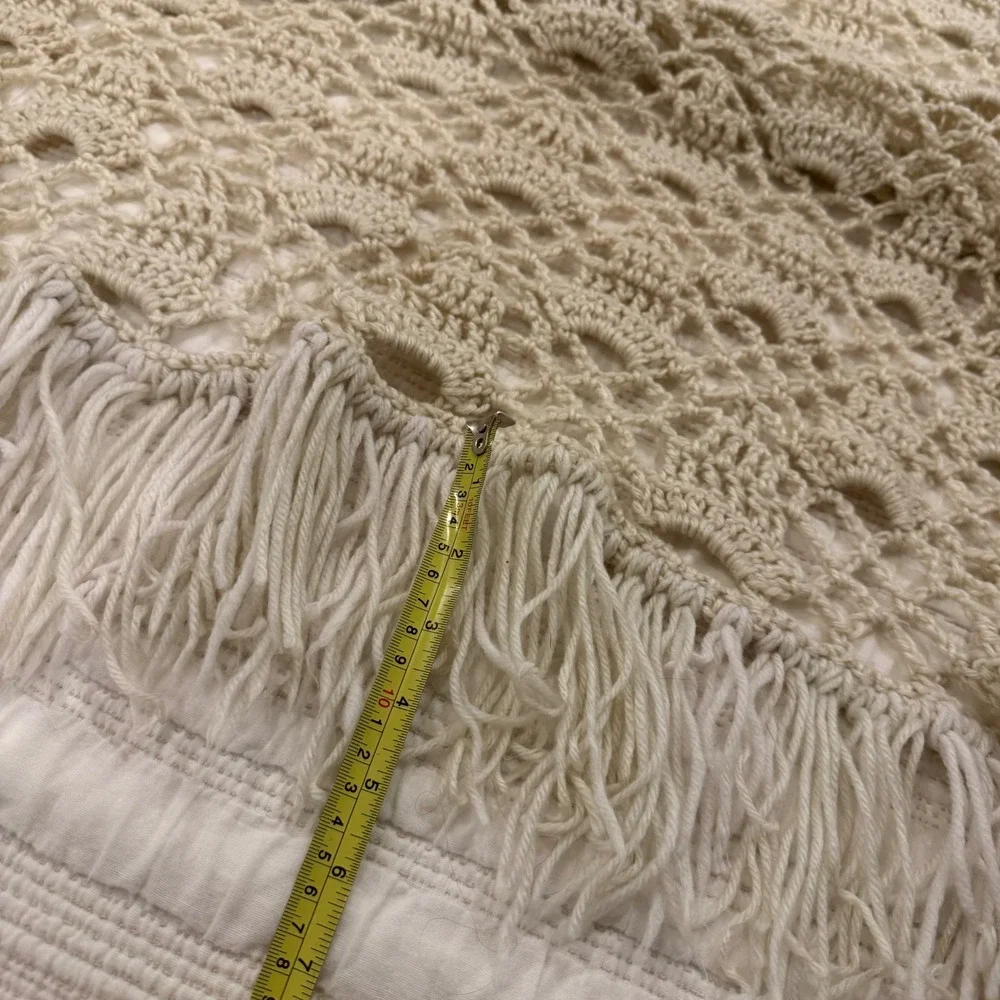 Vintage Handmade Crochet Throw Blanket Beige Boho Shell Stitch Fringe 66x56